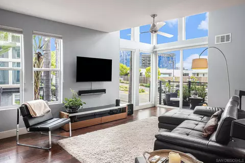 2440 Via Alta, San Diego, CA 92108