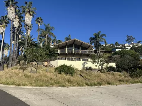 9902 Heavenly Way, La Mesa, CA 91941