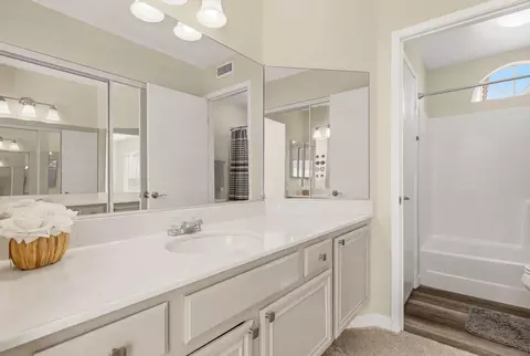 Bath - 1772 Avenida Segovia, Oceanside, CA 92056 photo 5 of 5