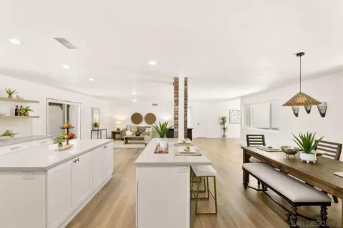 Dining - 38795 Harris Trl, Fallbrook, CA 92028 photo 1 of 4