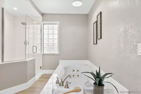 Bath - 38795 Harris Trl, Fallbrook, CA 92028 photo 16 of 16