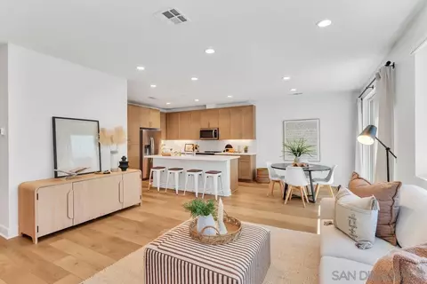 7701 Jasmine Ct, Santee, CA 92071 photo 2