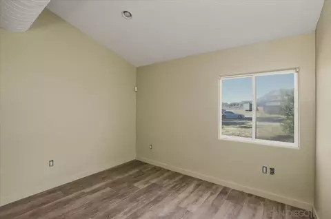 Bedroom - 5461 Rainbow Crk, Fallbrook, CA 92028 photo 2 of 3