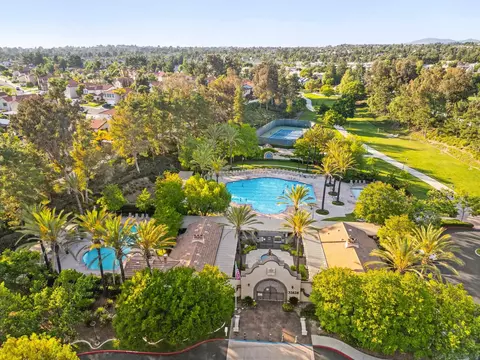 View/Area - 43165 Sereno Dr, Temecula, CA 92592 photo 4 of 4