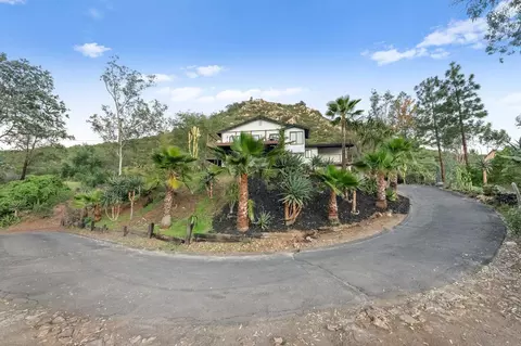 Exterior - 634 Silverbrook Dr, El Cajon, CA 92019 photo 23 of 24