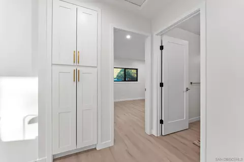 Entry Way - 634 Silverbrook Dr, El Cajon, CA 92019 photo 2 of 4