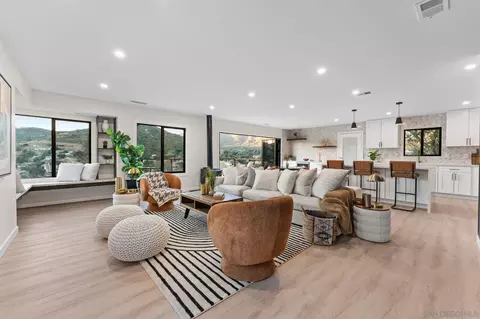 Living - 634 Silverbrook Dr, El Cajon, CA 92019 photo 1 of 5