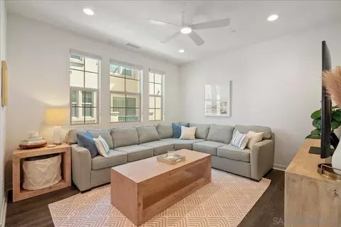 Living - 328 Paddle Ct, Santee, CA 92071 photo 1 of 1