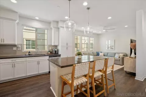 Kitchen - 328 Paddle Ct, Santee, CA 92071 photo 1 of 5