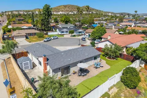 View/Area - 8810 Wigwam Ct, Santee, CA 92071 photo 4 of 6