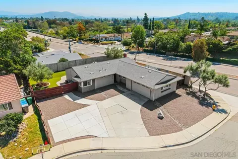 View/Area - 8810 Wigwam Ct, Santee, CA 92071 photo 3 of 6