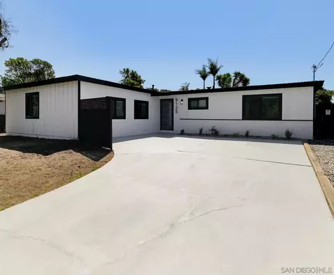 9125 Akard St, Spring Valley, CA 91977