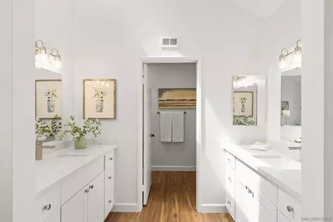 Bath - 863 Violet Ct, Carlsbad, CA 92011 photo 2 of 4