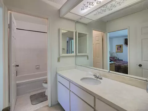 Bath - 5430 Baltimore Dr #40, La Mesa, CA 91942 photo 1 of 2