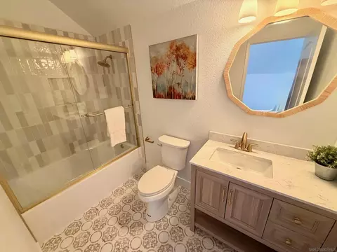 Bath - 4128 Terry St, Oceanside, CA 92056 photo 4 of 4