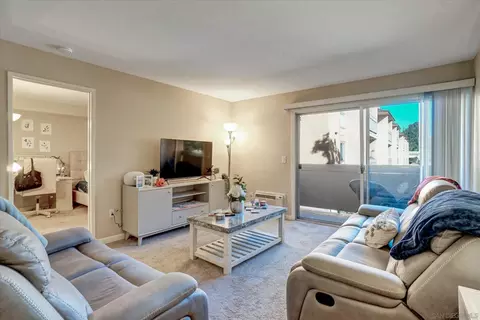 6955 Alvarado Rd #61, San Diego, CA 92120