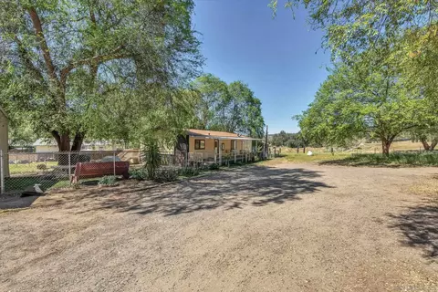 Exterior - 24665 E Old Julian Hwy, Ramona, CA 92065 photo 12 of 19