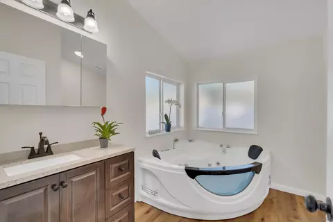 Bath - 24665 E Old Julian Hwy, Ramona, CA 92065 photo 1 of 4
