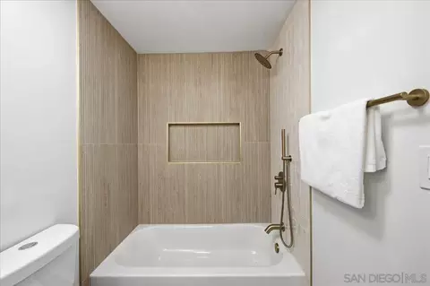 2306 Bryant Dr, Carlsbad, CA 92008 photo 14