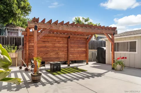 Exterior - 41 E Palomar, Chula Vista, CA 91911 photo 3 of 4