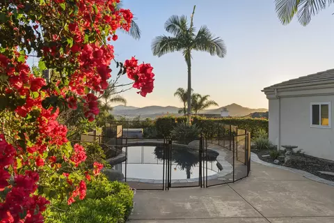 Exterior - 2464 Canyon Creek Rd, Escondido, CA 92025 photo 6 of 6