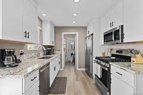 Kitchen - 366 Tiny, El Cajon, CA 92019 photo 1 of 3