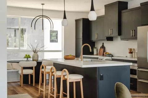 3862 N Emery Way, Los Angeles, CA 90065