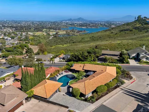 6315 Ridge Mnr, San Diego, CA 92120