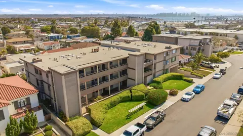 3130 Avenida De Portugal #102, San Diego, CA 92106