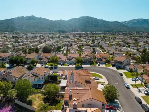 View/Area - 32143 Paseo San Esteban, Temecula, CA 92592 photo 2 of 3