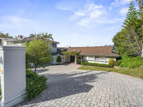 Exterior - 7753 Via Capri, La Jolla, CA 92037 photo 9 of 9