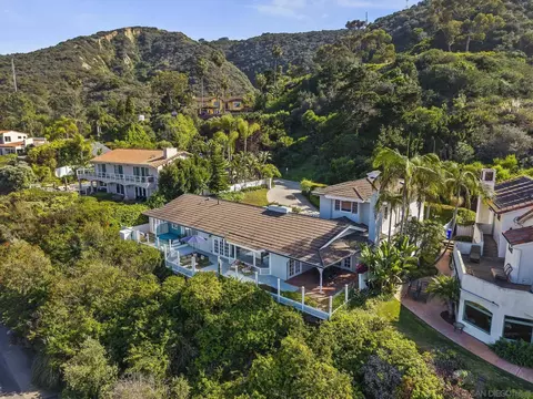 View/Area - 7753 Via Capri, La Jolla, CA 92037 photo 3 of 13