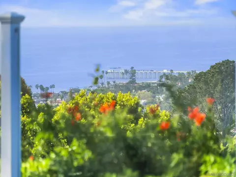 View/Area - 7753 Via Capri, La Jolla, CA 92037 photo 5 of 13