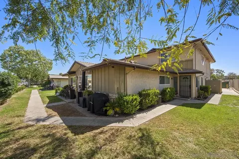 9837 Mission Gorge #3, Santee, CA 92071