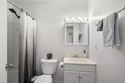 9837 Mission Gorge #3, Santee, CA 92071 photo 22