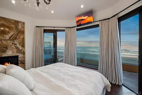 3409 Ocean Front Walk, San Diego, CA 92109