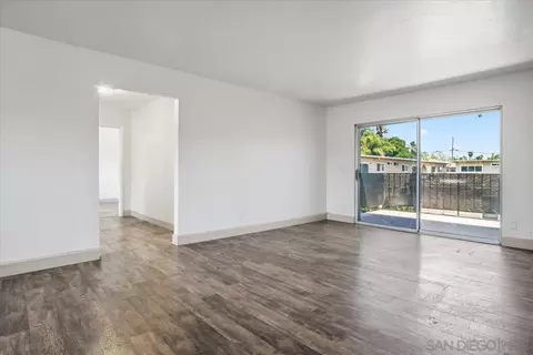 Living - 4281 Lowell St #24, La Mesa, CA 91941 photo 2 of 4