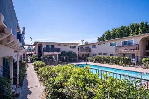 Exterior - 4281 Lowell St #24, La Mesa, CA 91941 photo 9 of 12
