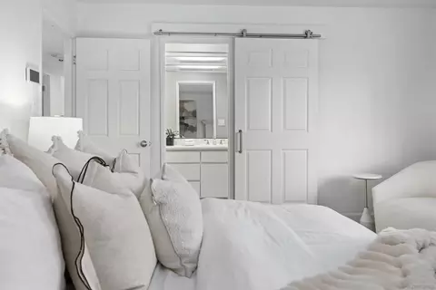 Bedroom - 445 Avenida Primavera, Del Mar, CA 92014 photo 4 of 7