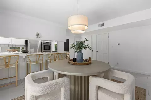 Dining - 445 Avenida Primavera, Del Mar, CA 92014 photo 5 of 7