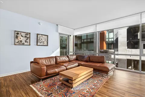321 10th Ave #207, San Diego, CA 92101