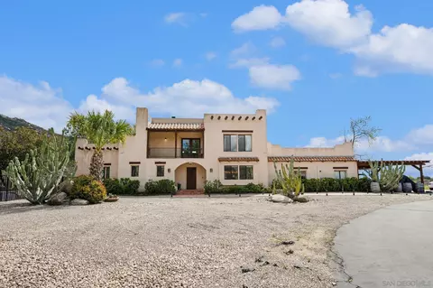 17287 Oak Hollow Rd, Ramona, CA 92065