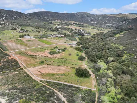 View/Area - 17287 Oak Hollow Rd, Ramona, CA 92065 photo 9 of 9
