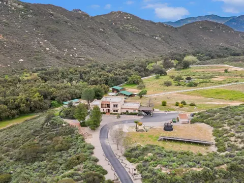 View/Area - 17287 Oak Hollow Rd, Ramona, CA 92065 photo 2 of 9