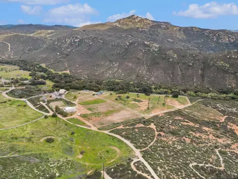 View/Area - 17287 Oak Hollow Rd, Ramona, CA 92065 photo 6 of 9