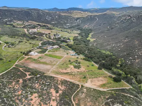 View/Area - 17287 Oak Hollow Rd, Ramona, CA 92065 photo 8 of 9