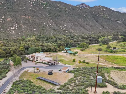 View/Area - 17287 Oak Hollow Rd, Ramona, CA 92065 photo 3 of 9