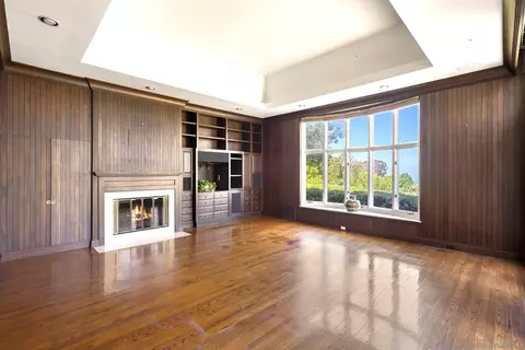 Living - 2302 Rue Adriane, La Jolla, CA 92037 photo 3 of 3