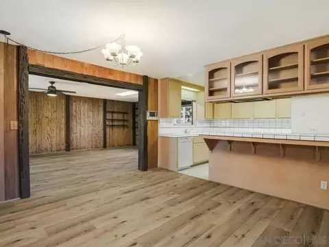 8017 Wetherly St, La Mesa, CA 91941 photo 10