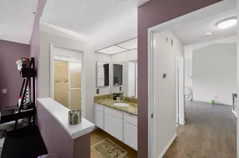 Entry Way - 1072 Violet St, Hemet, CA 92545 photo 1 of 1